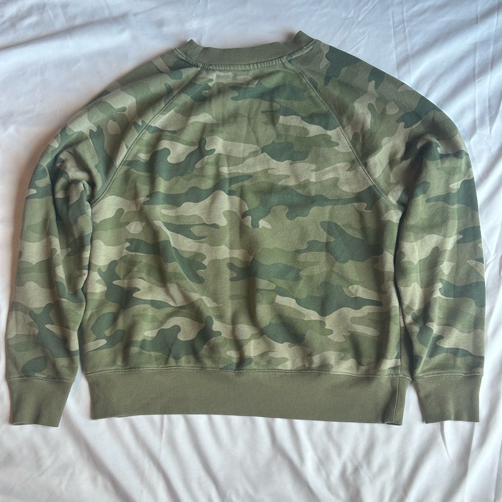 Old navy sweatshirt women’s small